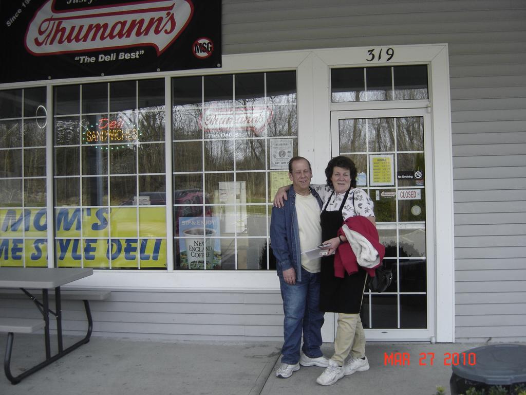 Mom's Home Style Deli Warwick NY 10990 8459889089
